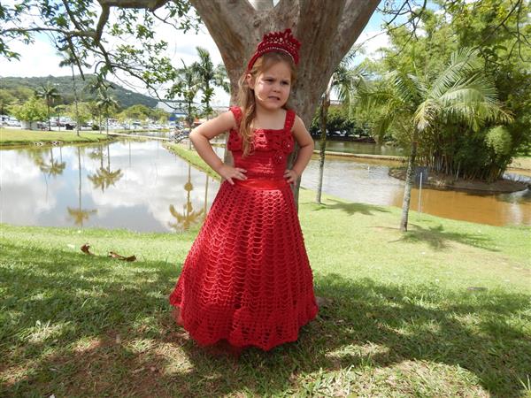 vestido-de-festa-infantil-com-tiara-infantil