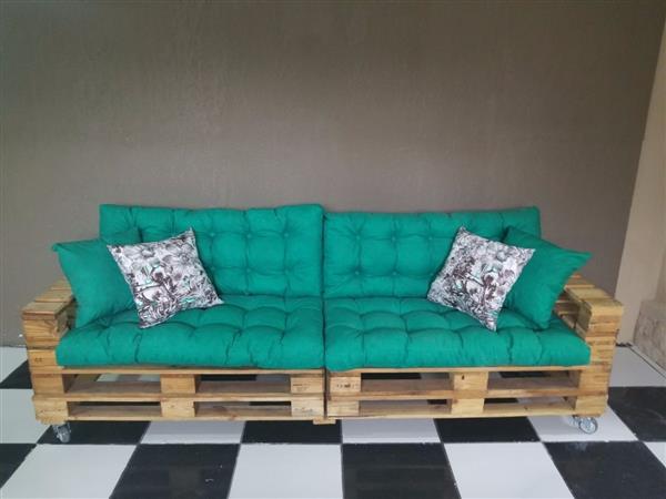 sofa-pallet futon