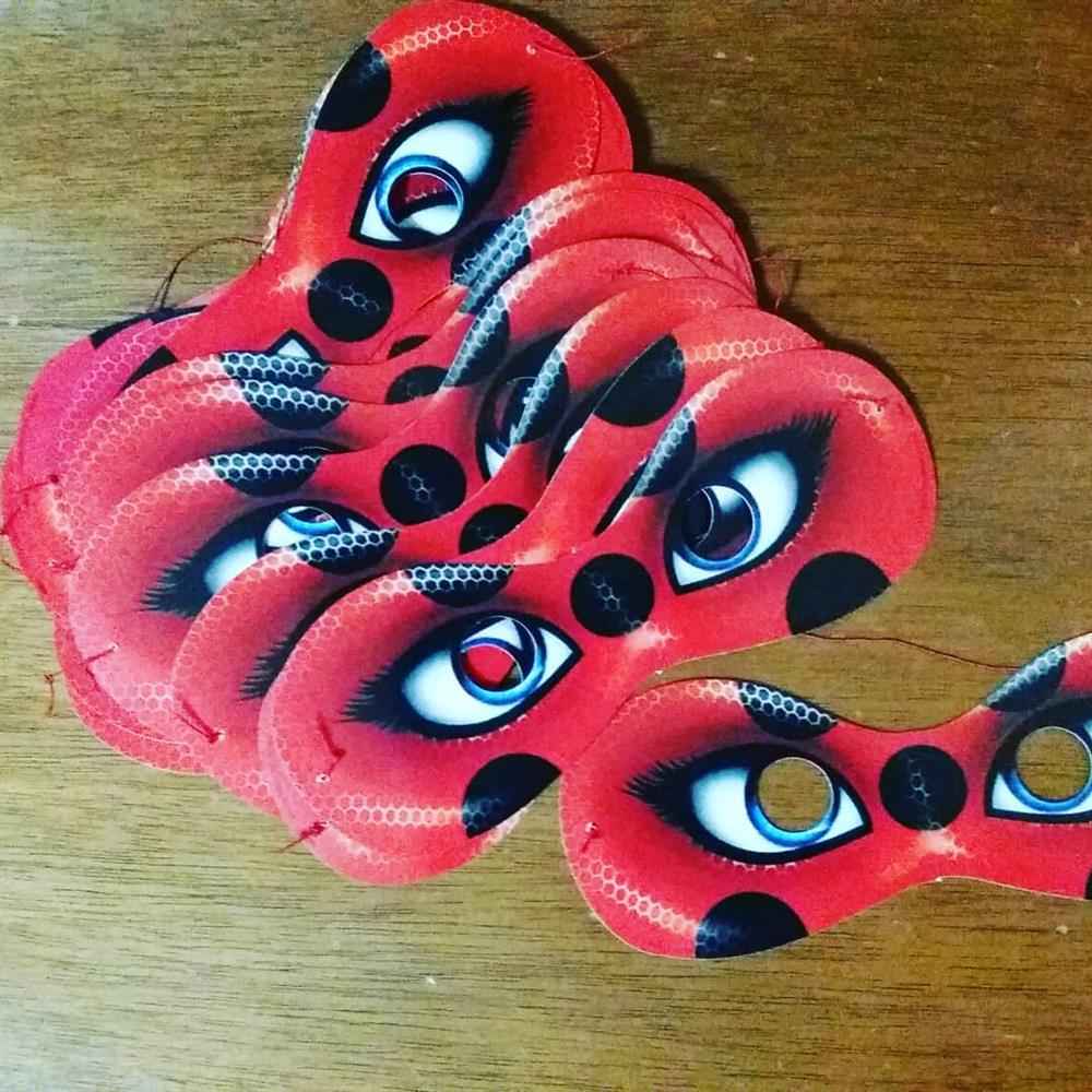 mascara impressa da ladybug