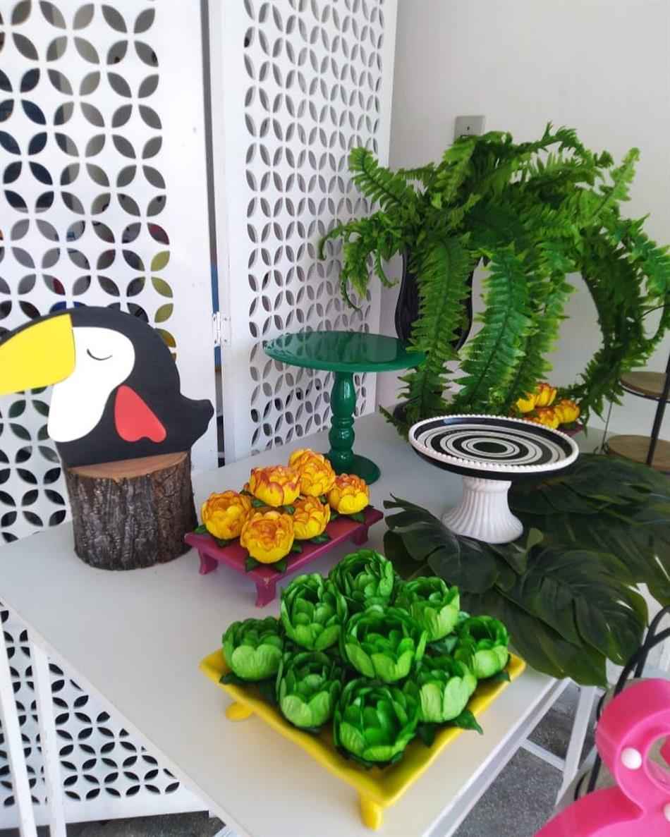 DETALHES DE DECORAÇÃO com tucano