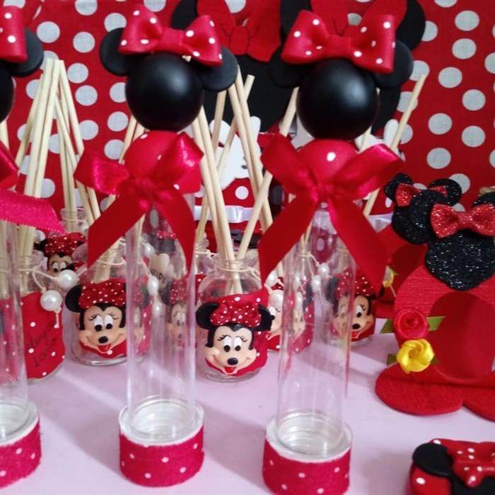 Tubetes da Minnie personalizados com biscuit