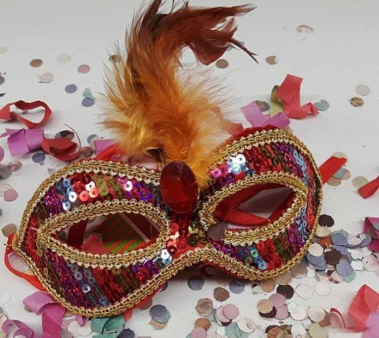 +80 Modelos de máscaras de Carnaval 2020: arrase na folia - Artesanato ...