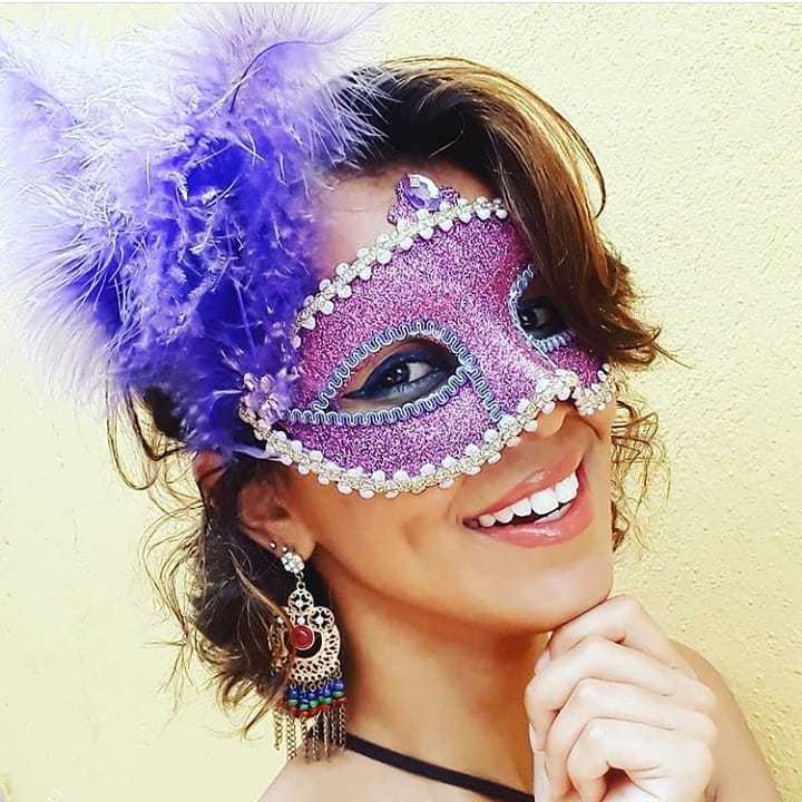 mascara de carnaval lilas