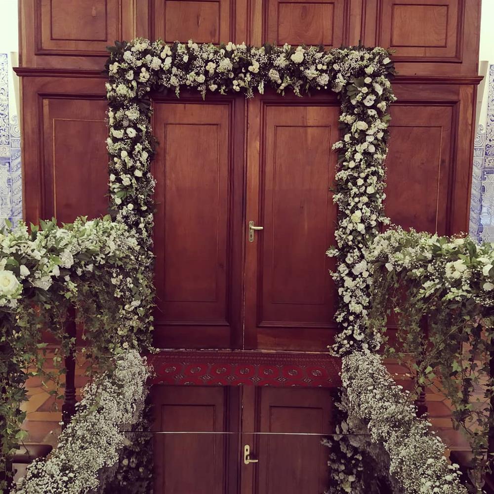 decoração para porta de igreja