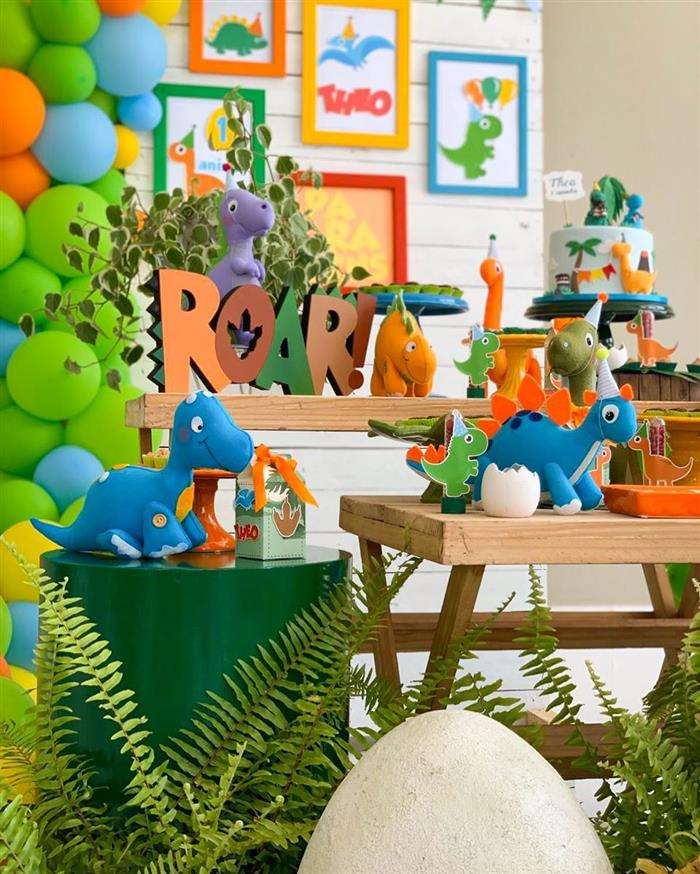 decoração dinossauro baby