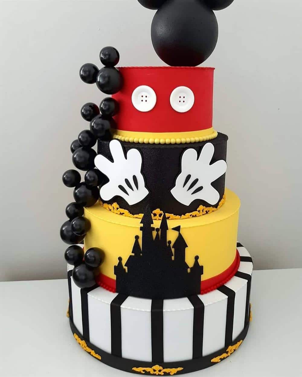 bolo fake de eva mickey