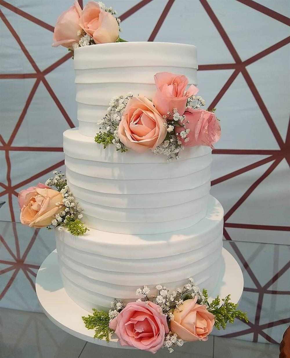 bolo fake de eva para casamento