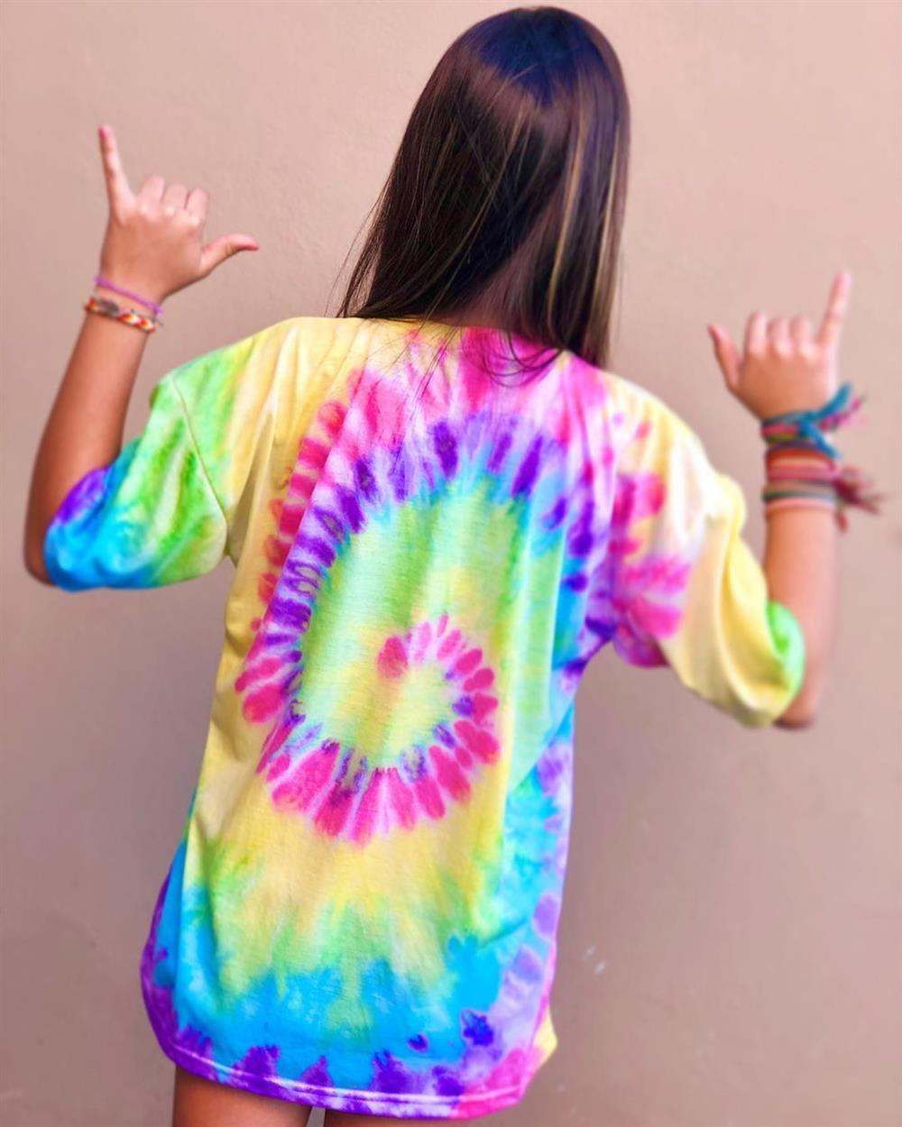 camiseta tie dye espiral