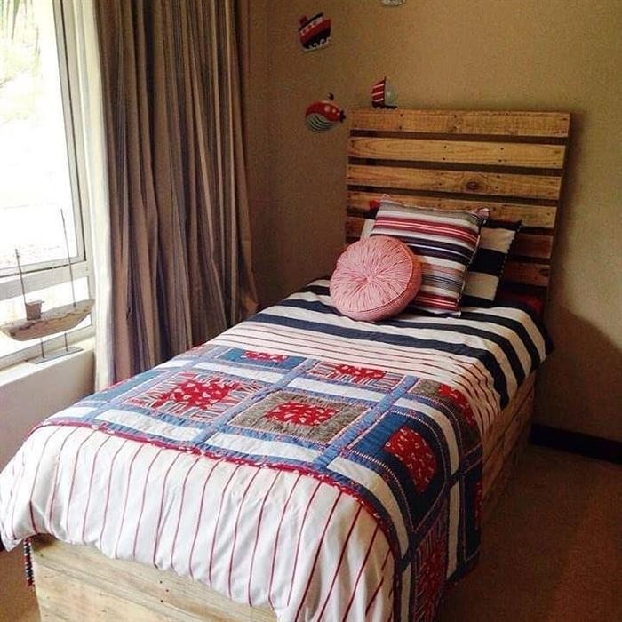 cabeceira de pallet para cama de solteiro