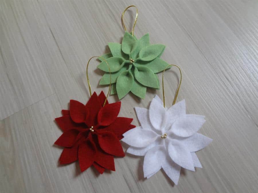 Flores para árvore de Natal