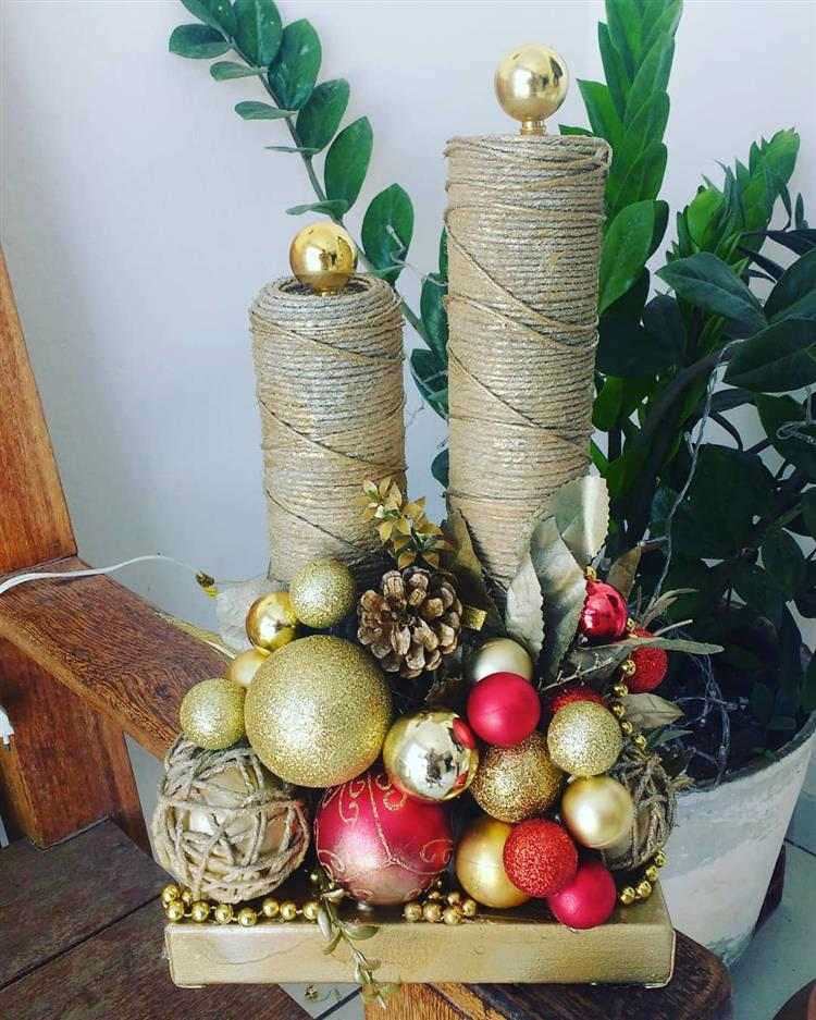 Velas de Natal feitas com material reciclado