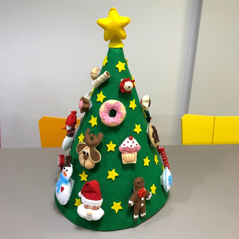 árvore de Natal de feltro cone