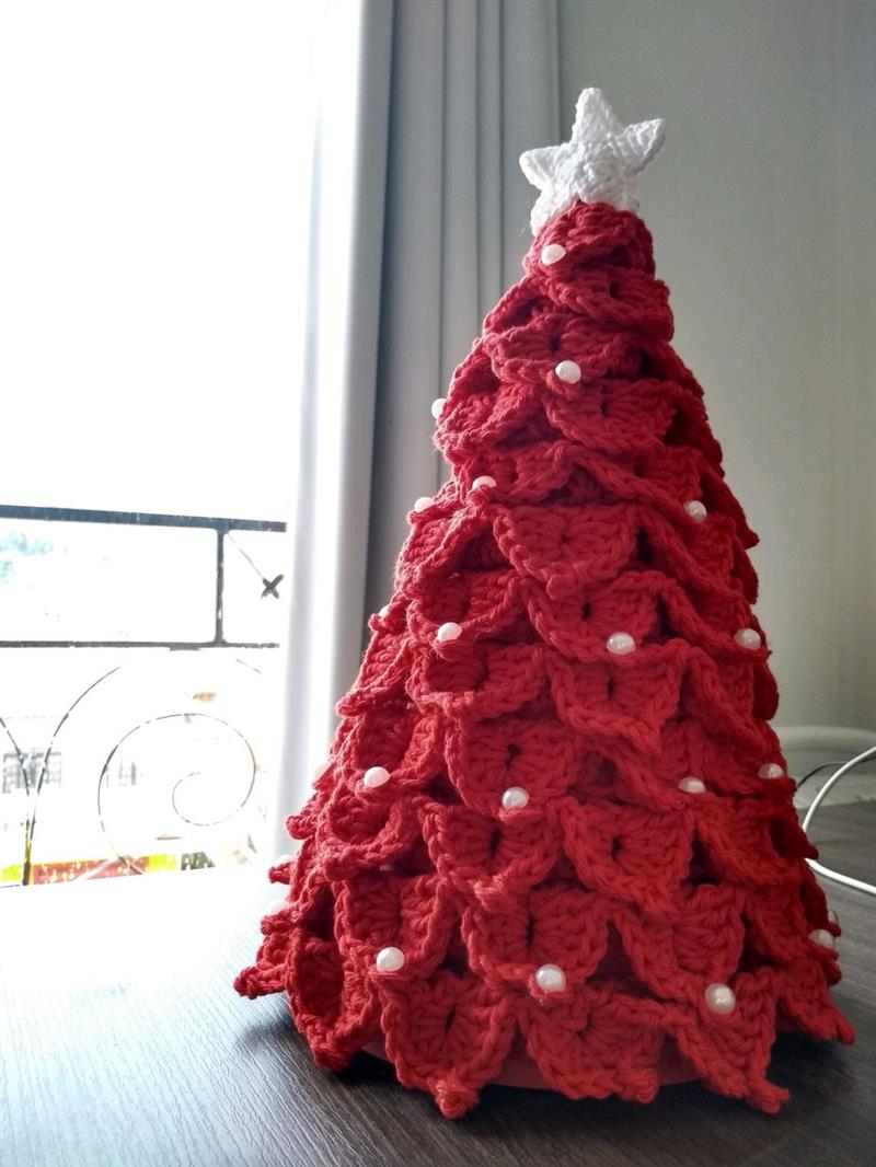 Mini árvore de Natal de crochê