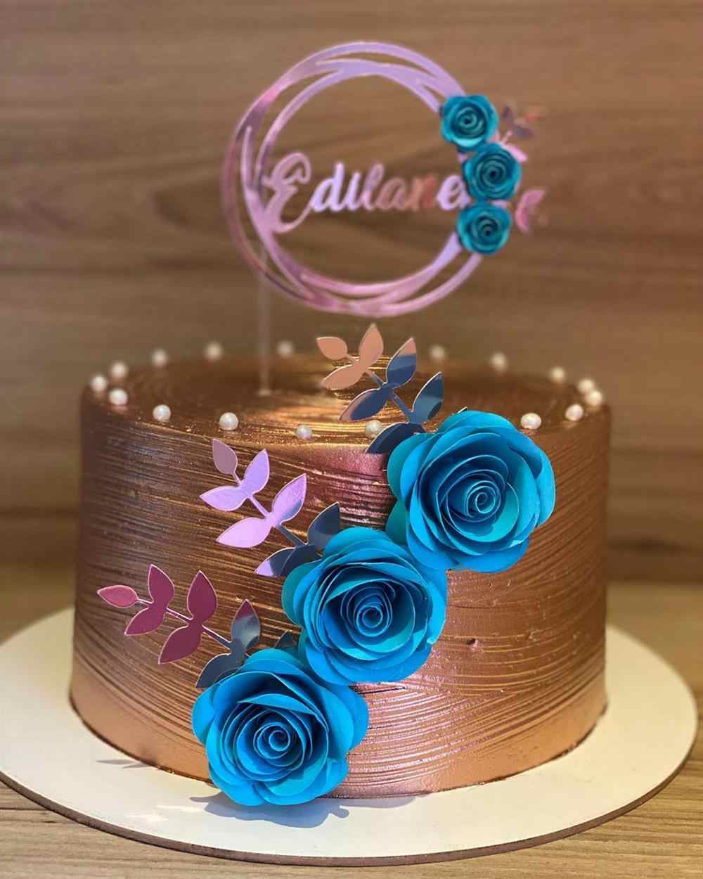 bolo rose gold com azul