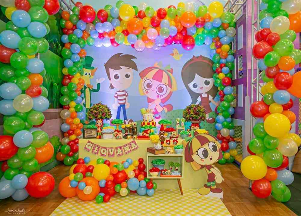 decoração de festa infantil emilia