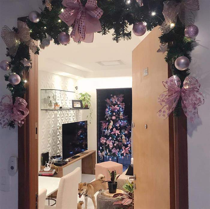 decoraçao rosa de natal com festão