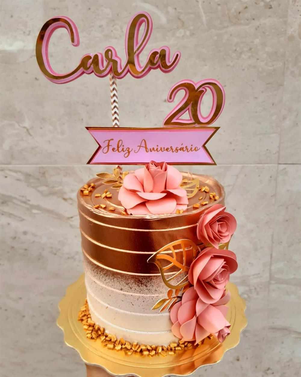 Bolo de 20 anos feminino