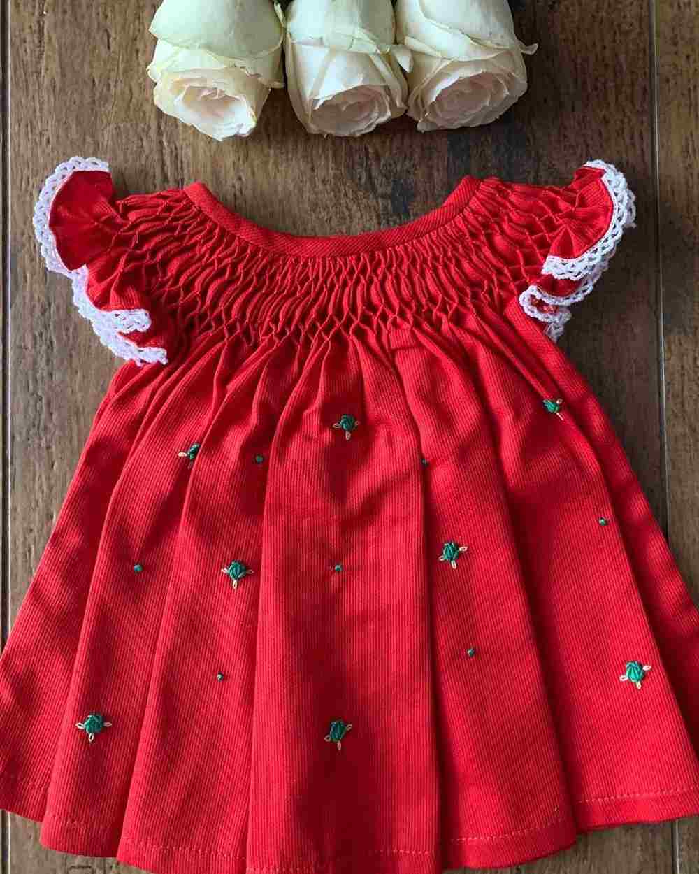 vestido infantil bordado