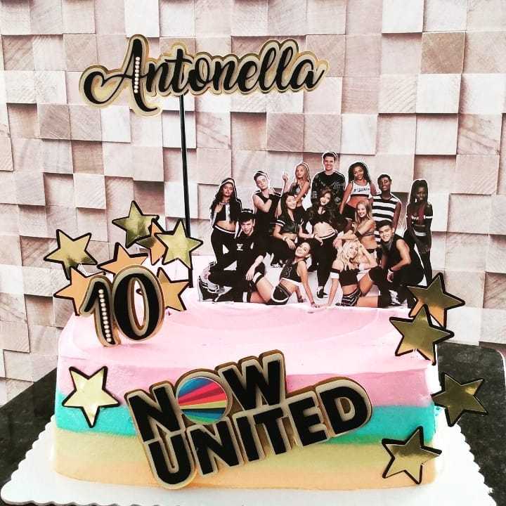 bolo decorado feminino Now united