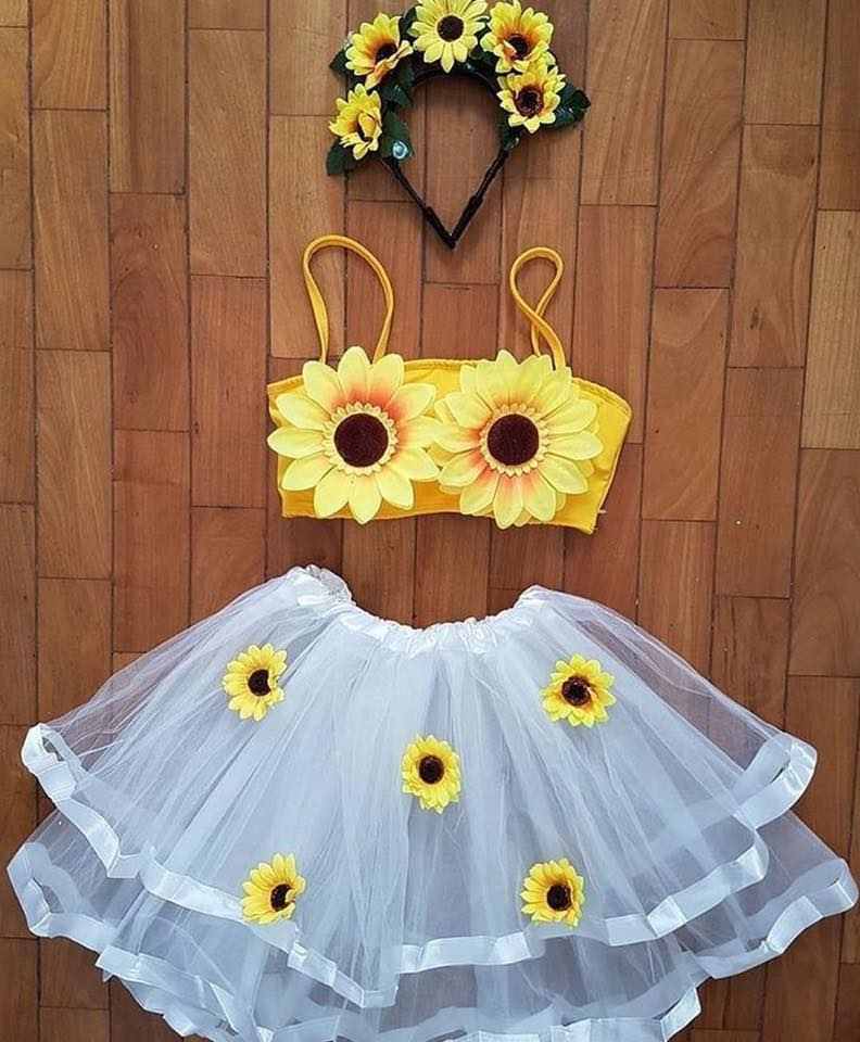 saia de tule branca e top amarelo