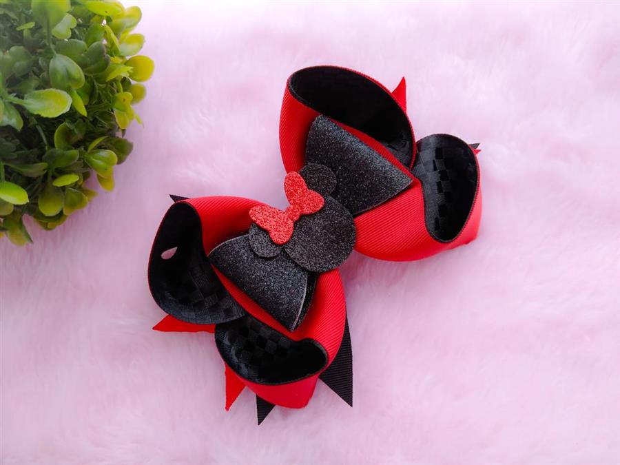 Minnie preto e vermelho