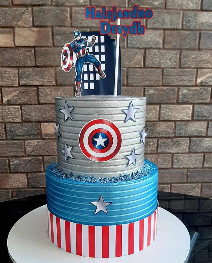 bolo de capitão america andares