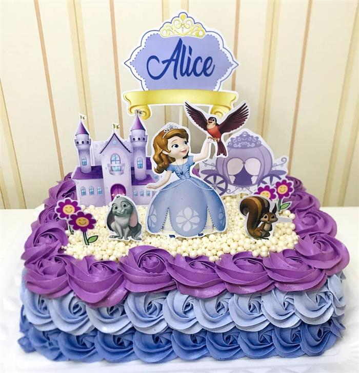 Bolo de aniversário com a Princesa Sofia