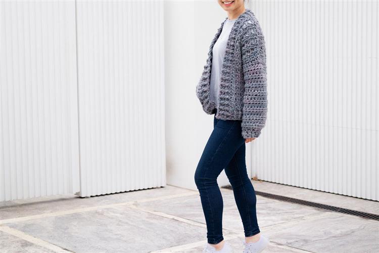 cardigan cinza