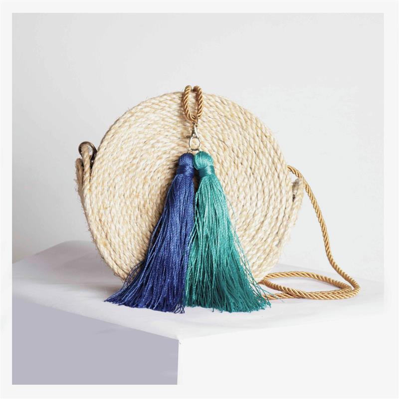 bolsa de palha com tassel