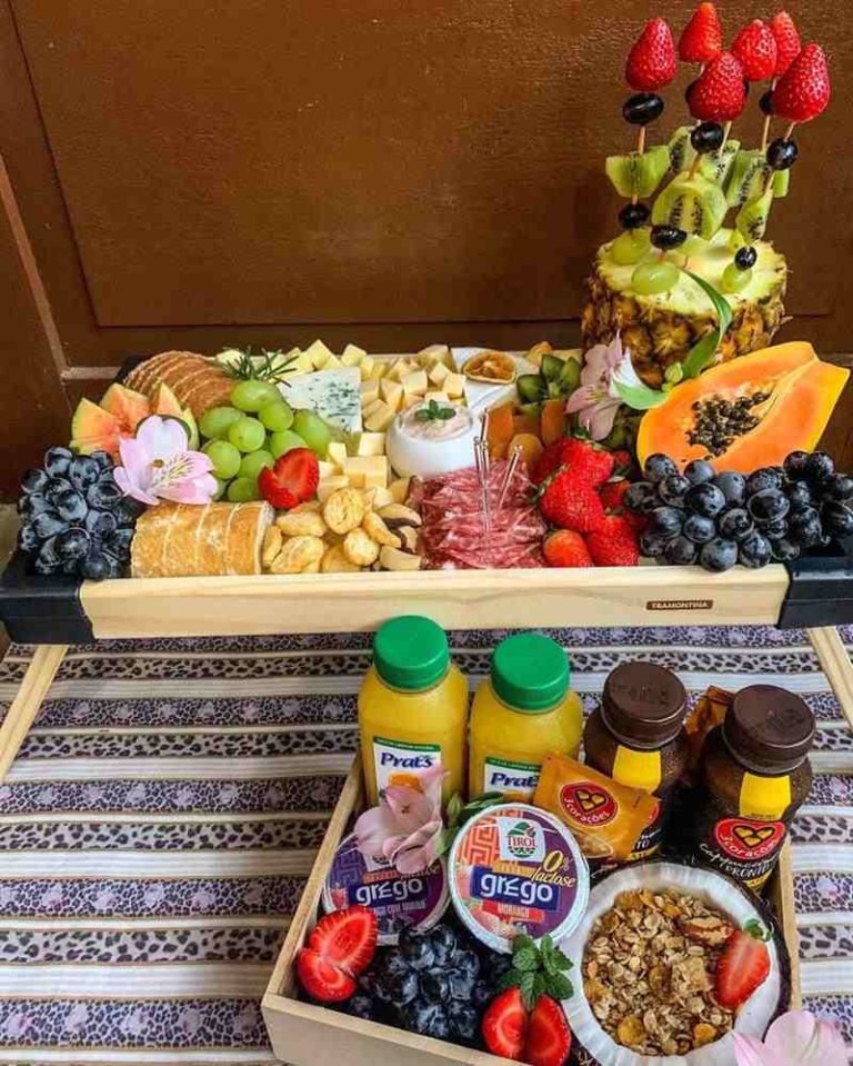 Café da manhã de aniversário: aprenda como fazer uma surpresa ...