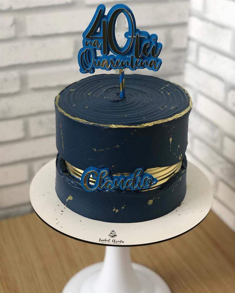 Bolo de Aniversário Masculino → Moderno, Personalizado, Simples, Azul