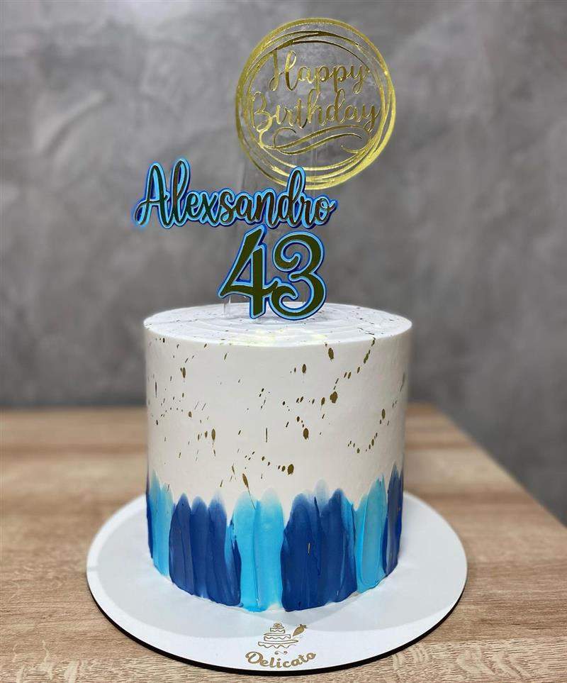 Bolo de Aniversário Masculino → Moderno, Personalizado, Simples, Azul