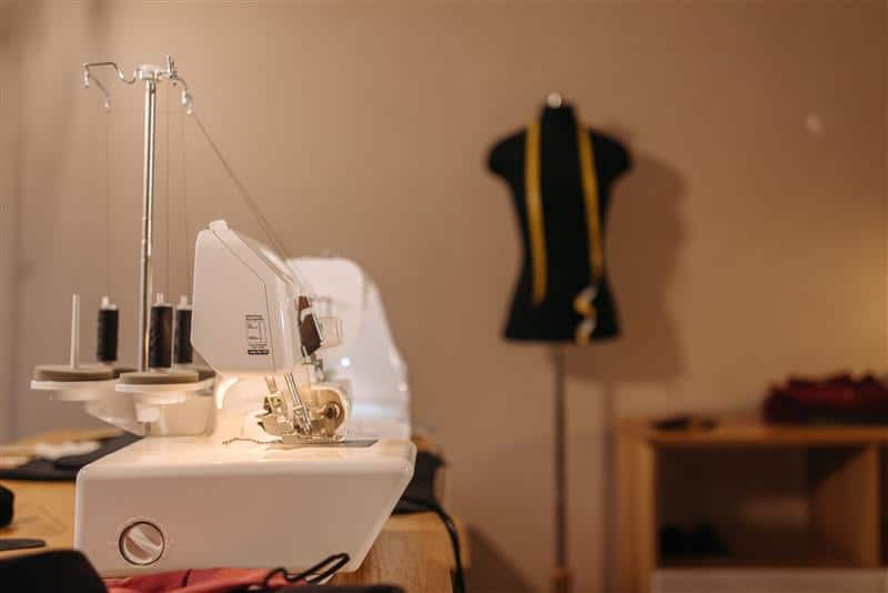 máquina de costura doméstica para iniciantes