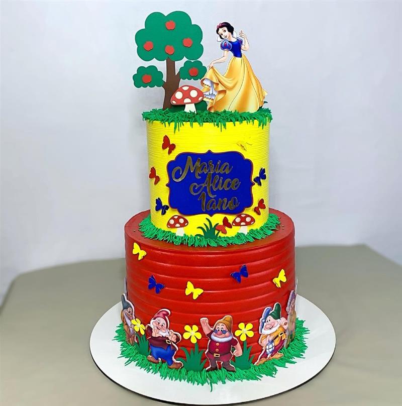 Bolo da Branca de Neve aniversário 1 ano