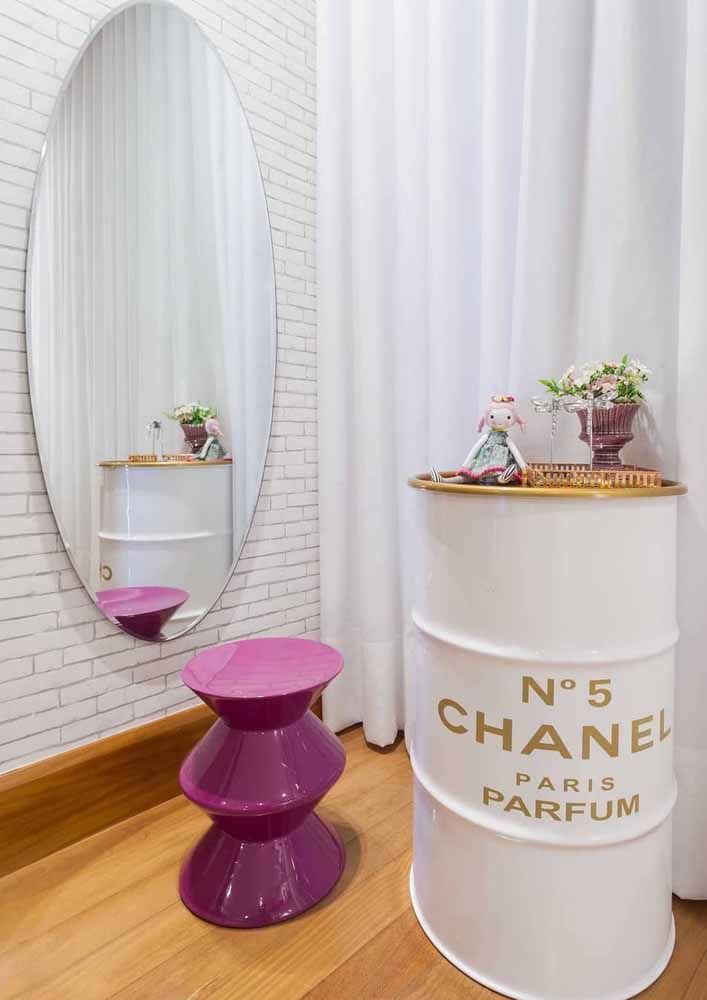 tonel decorativo chanel