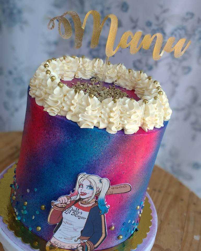 Bolo de chantininho com glitter