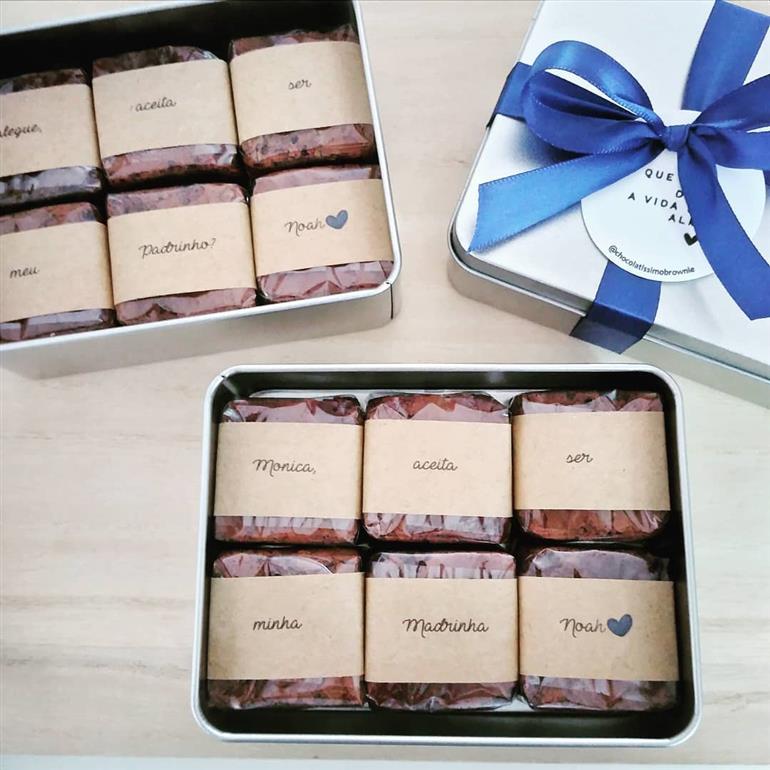 Brownies personalizados na latinha