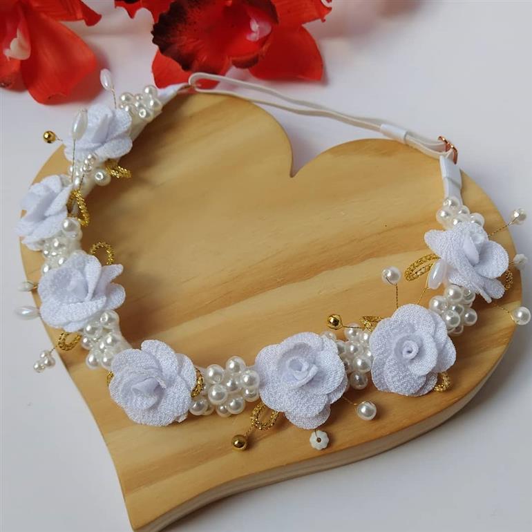 Tiara para batizado de bebê