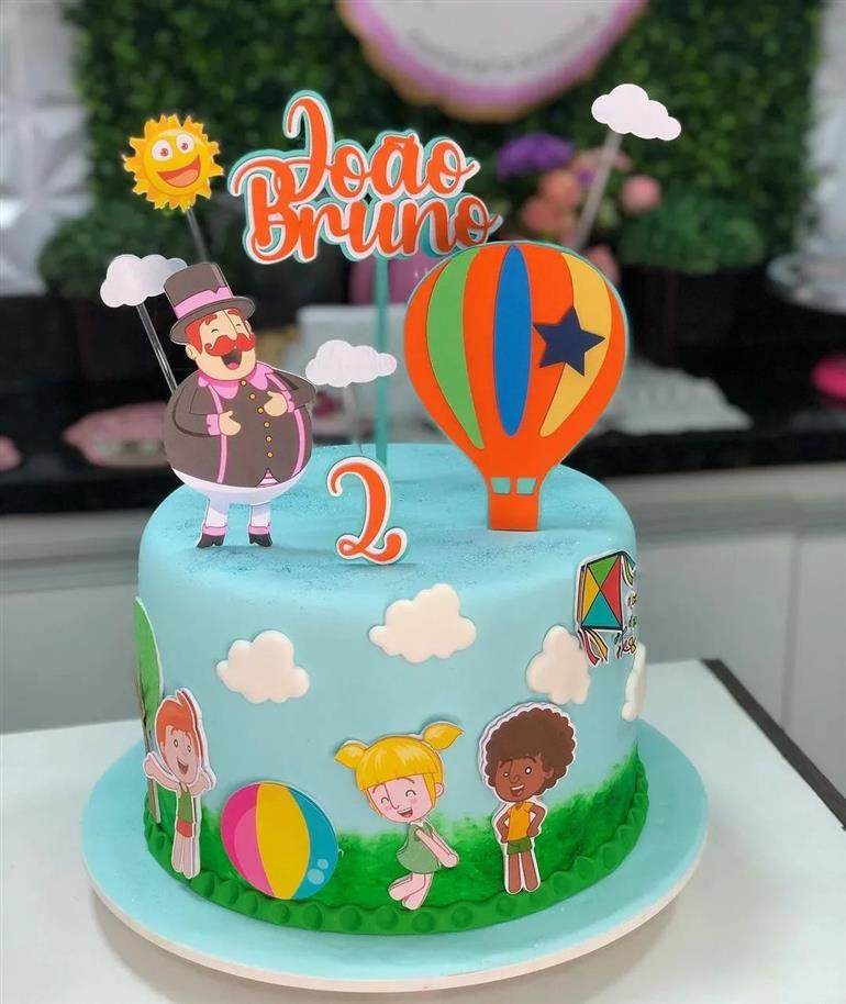 bolo de aniversario infantil mundo bita