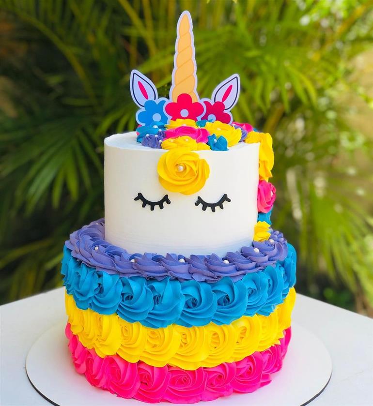 Bolo de aniversário infantil simples