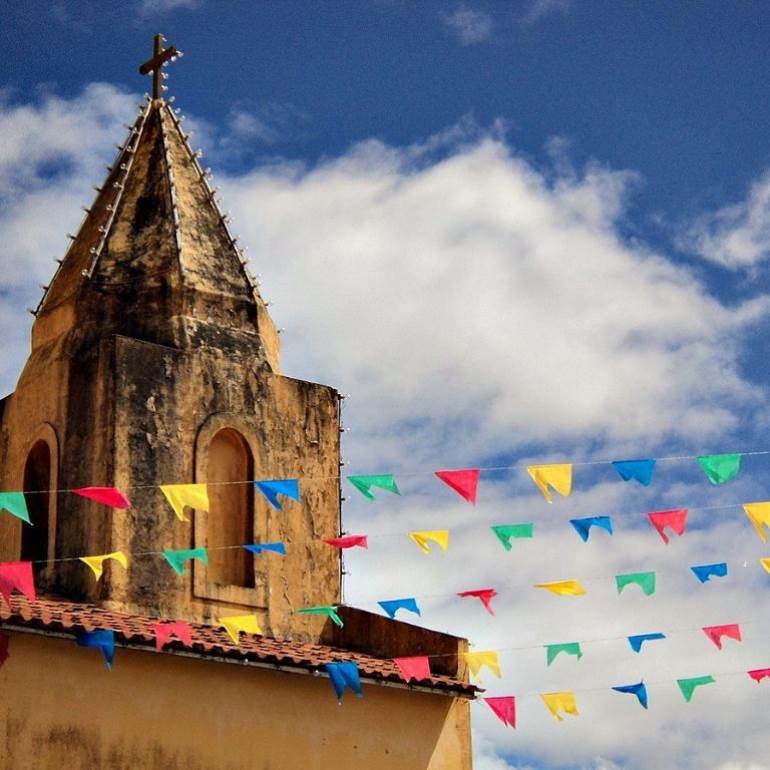 Bandeira de São João colorida