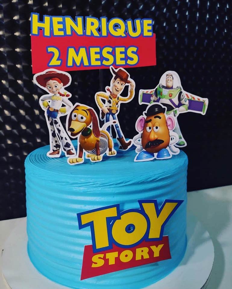 Bolo toy story mensalmente