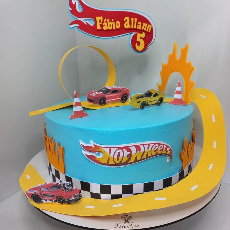 Bolo Hot Wheels: ideias fabulosas para decoração de aniversário -  Artesanato Passo a Passo!