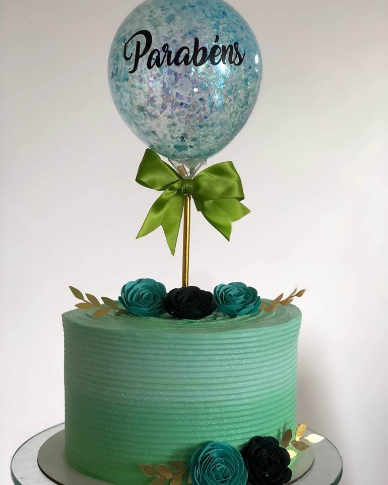 Ballon cake Masculino azul e - Juliana Fraga Bolos & Cia