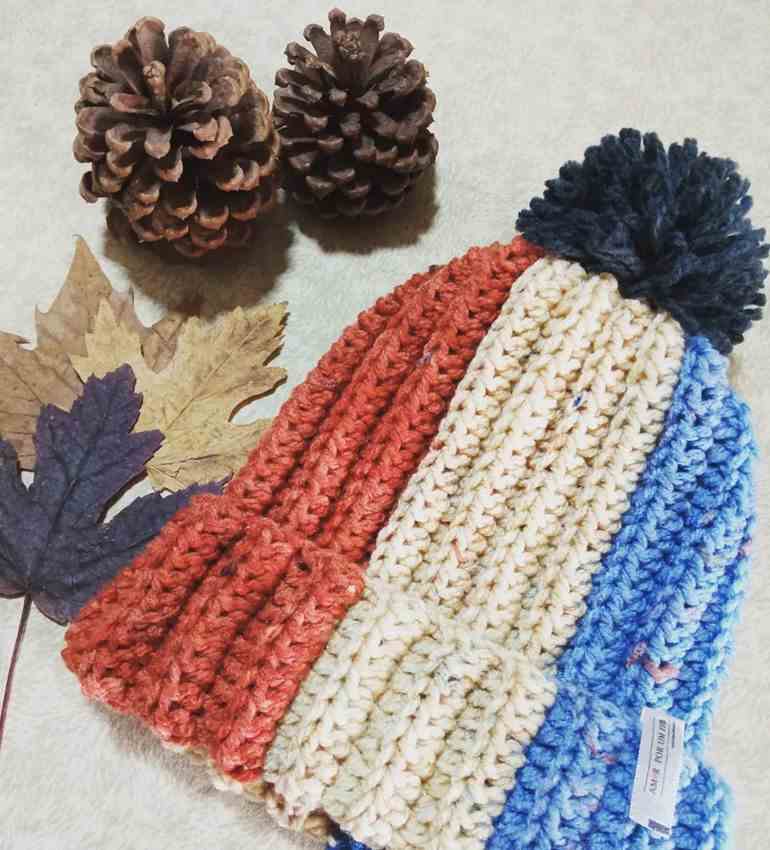 Gorro de três cores