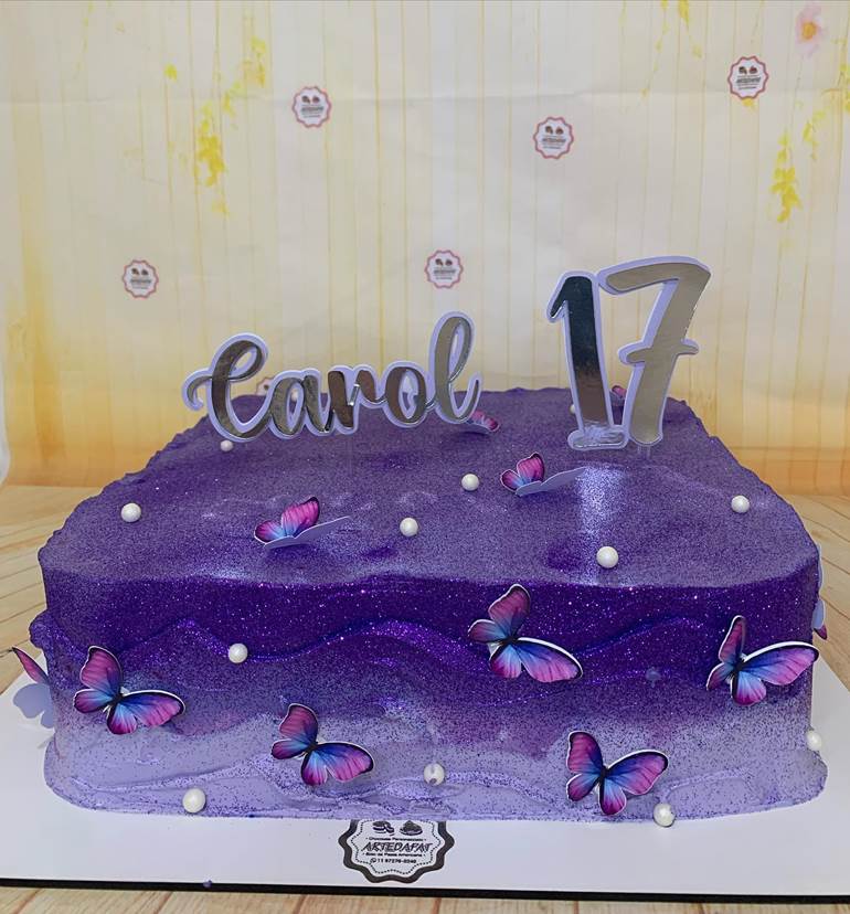 40 Ideias de bolo roxo com glitter super tendência - Artesanato Passo a  Passo!