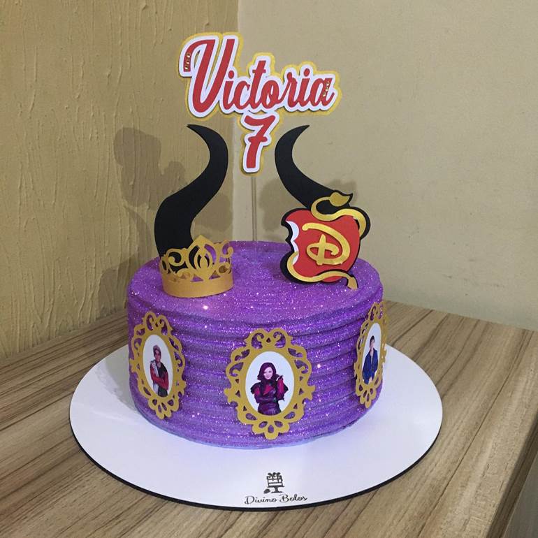 Dill-Dall Topo de bolo de aniversário de 31 anos com glitter roxo