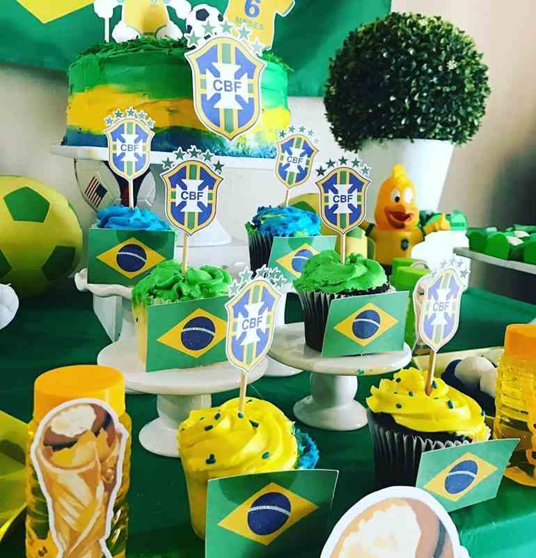 Cupcakes nas cores do Brasil para Copa do Mundo