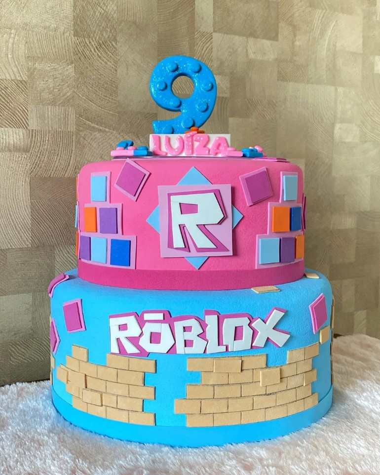 bolo quadrado roblox feminino