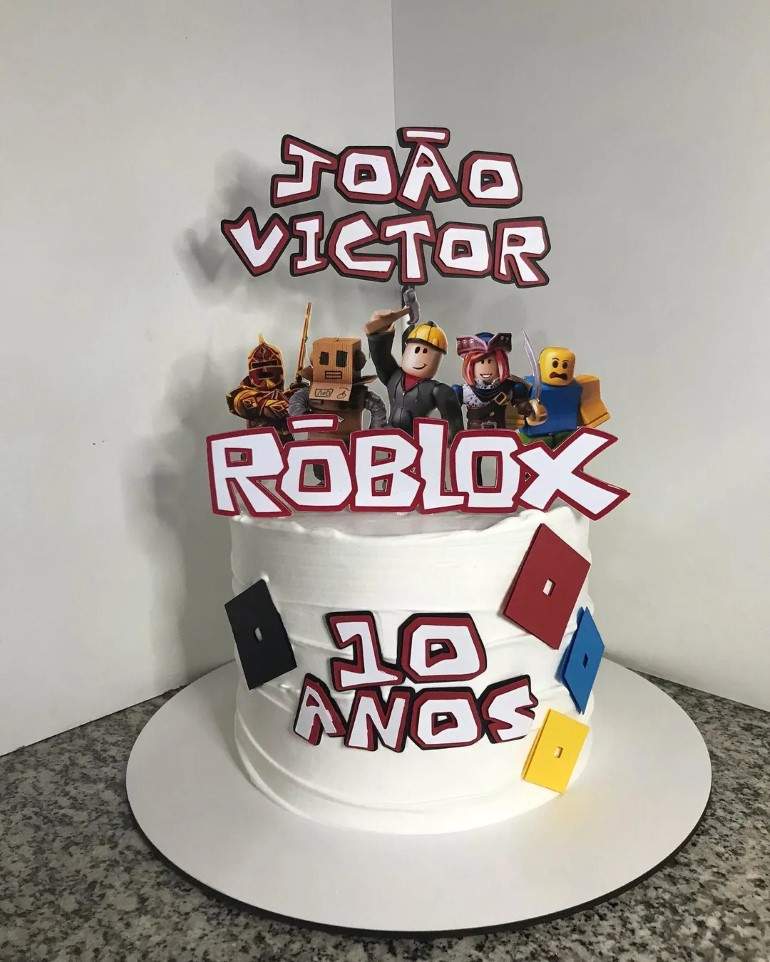 Bolo Roblox: 60 fotos para arrasar na decoração - Artesanato Passo a Passo!